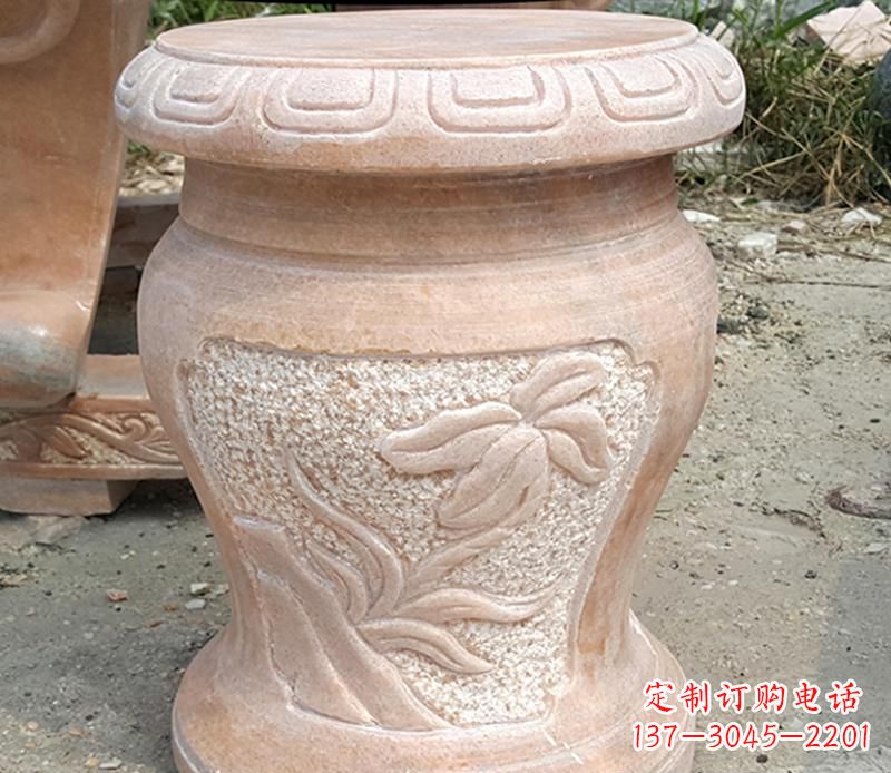 安阳晚霞红景观蝴蝶石凳