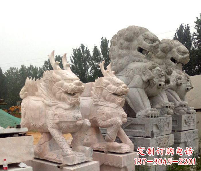 安阳晚霞红瑞兽麒麟石雕