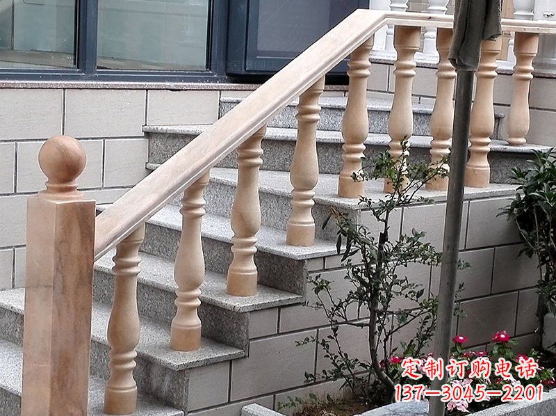 安阳晚霞红小区栏杆石雕