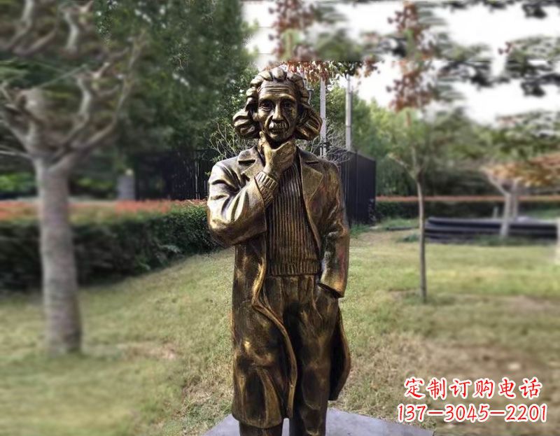 安阳西方名人爱因斯坦铜雕