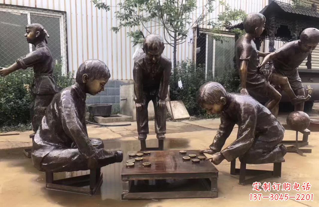 安阳下象棋儿童铜雕