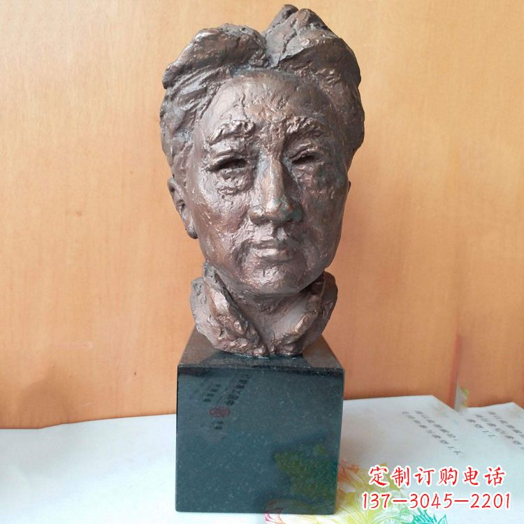 安阳现代画家徐悲鸿先生头像雕塑
