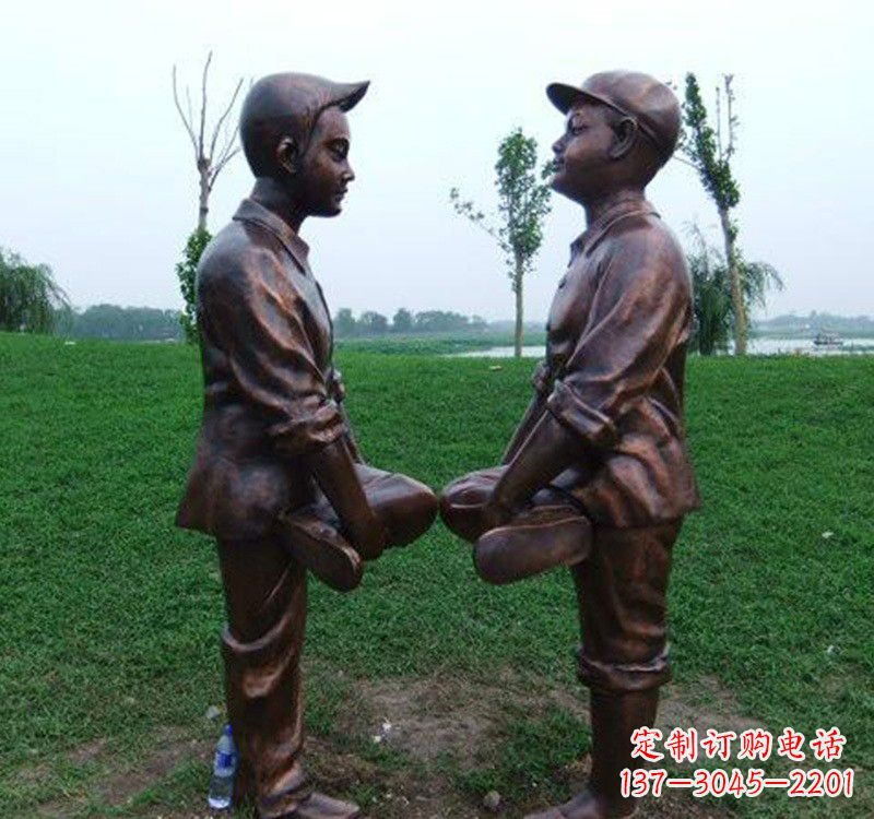 安阳小孩斗鸡铸铜雕塑