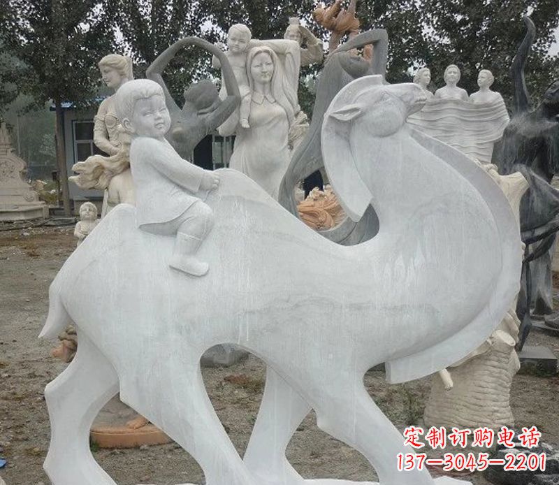 安阳小孩骑骆驼石雕
