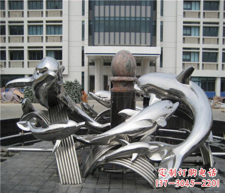 安阳校园不锈钢海豚海浪雕塑