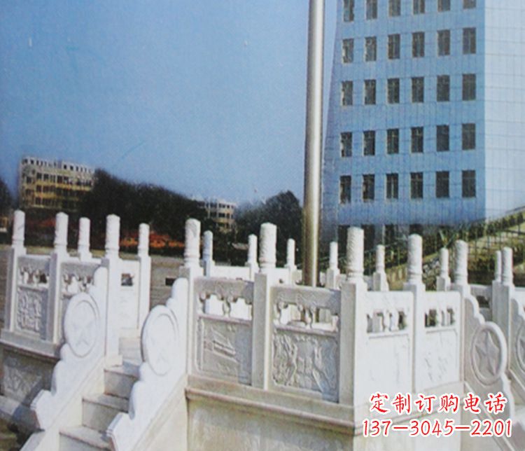 安阳校园汉白玉升旗台景观石雕