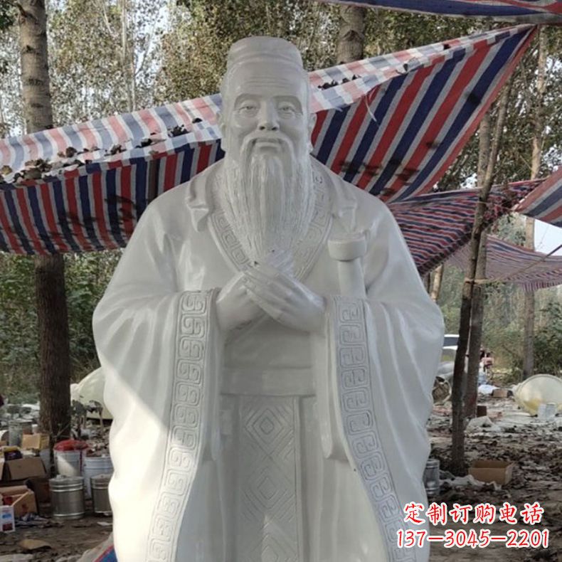安阳校园孔子雕像