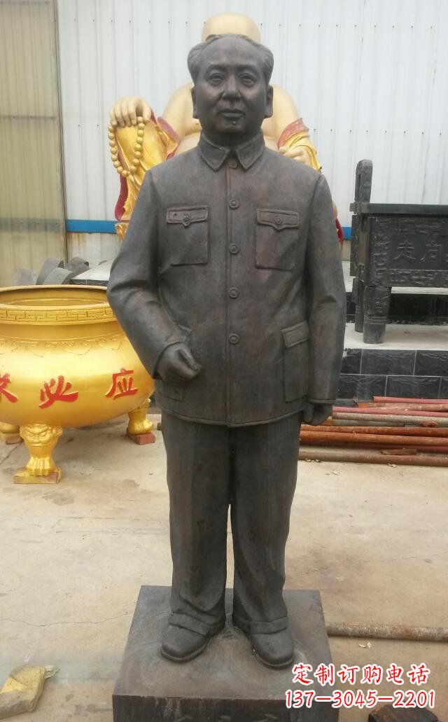 安阳校园毛主席伟人铜雕