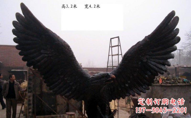 安阳雄鹰展翅老鹰铜雕