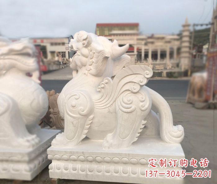 安阳招财进宝立式貔貅门口石雕 (2)
