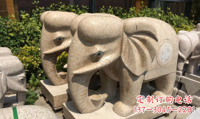 安阳招财进宝砂岩大象石雕