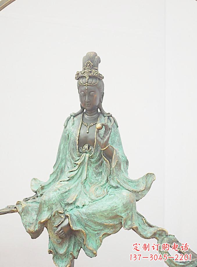 安阳铸铜观自在观音雕像