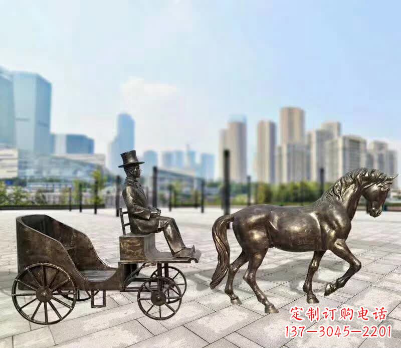 安阳铸铜广场马车雕塑