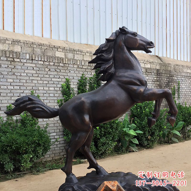 安阳铸铜马儿雕塑