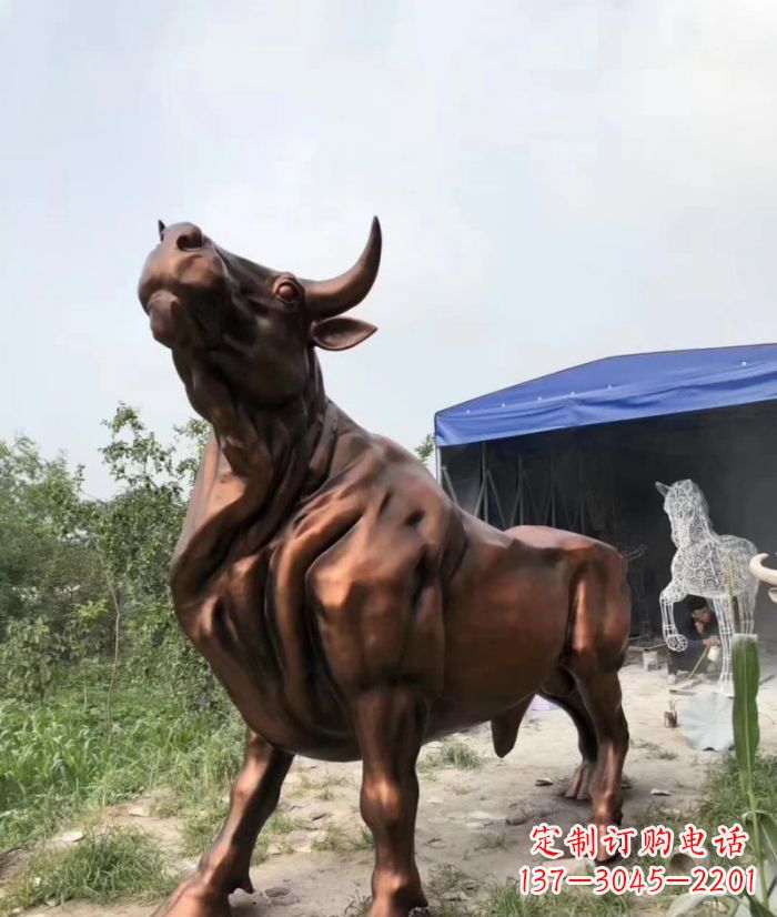 安阳紫铜牛动物雕塑