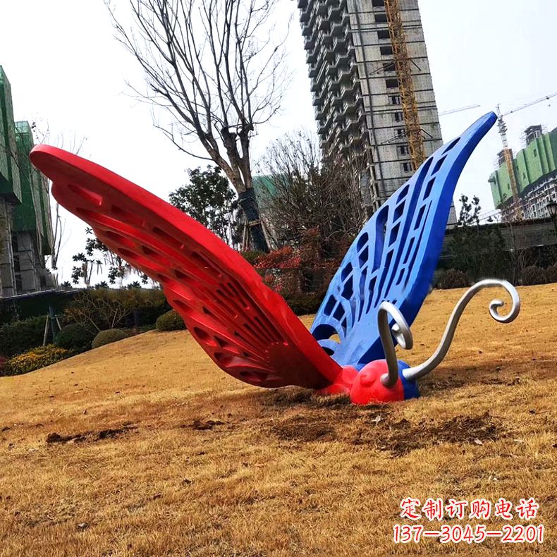 安阳蝴蝶雕塑-不锈钢彩绘门口蝴蝶雕塑